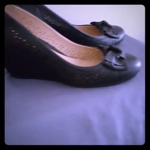 9.5 Black Wedge shoe